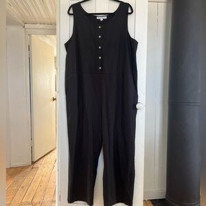 Black linen jumpsuit size 18 by Birds of North America, made in Canada